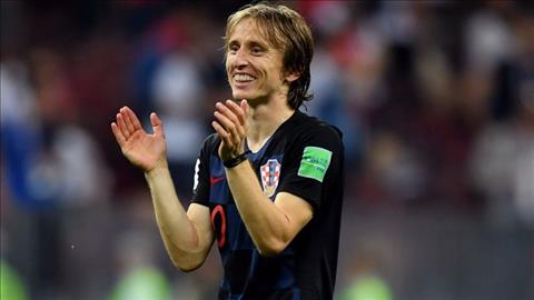 Luka Modric phan phao truyen thong Anh sau khi DT Croatia gianh chien thang.
