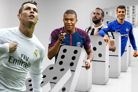 Ronaldo gia nhập Juventus Quân Domino đã đổ hình ảnh 1