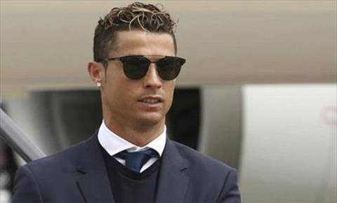 Ronaldo CHÍNH THỨC nộp tiền trốn thuế, nhận án tù 2 năm