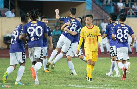 Hà Nội 3-3 Nam Định (KT): Dẫn trước 3-0, đội bóng thành Nam vẫn không thể có chiến thắng