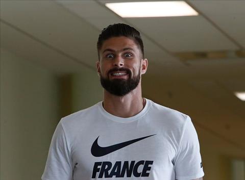 ĐT Pháp lên máy bay về nước sau chức vô địch World Cup 2018 hình ảnh