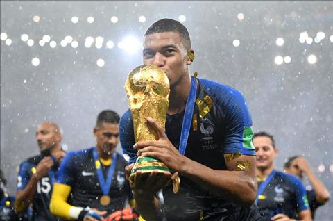 Mbappe vo dich World Cup 2018