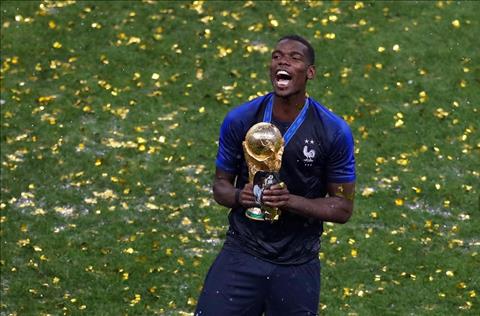 NÓNG: Tiền vệ Pogba hát It's coming home chế nhạo nước Anh