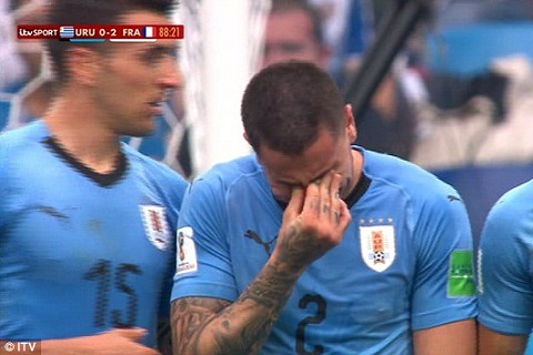 Dư âm trận đấu Uruguay vs Pháp Sai lầm và nước mắt hình ảnh 4