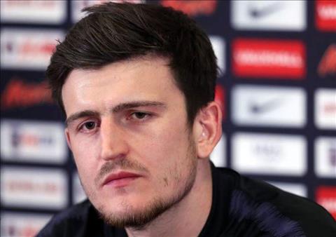 Câu chuyện về Harry Maguire: Người hùng như bước ra từ trò chơi giả lập