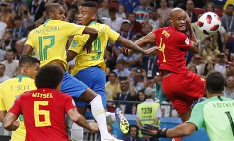Fernandinho bị dọa giết vì bàn phản lưới trận Brazil thua Bỉ hình ảnh