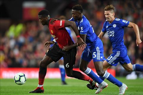 Barca lại khiến MU đứng ngồi không yên với phát biểu về Pogba