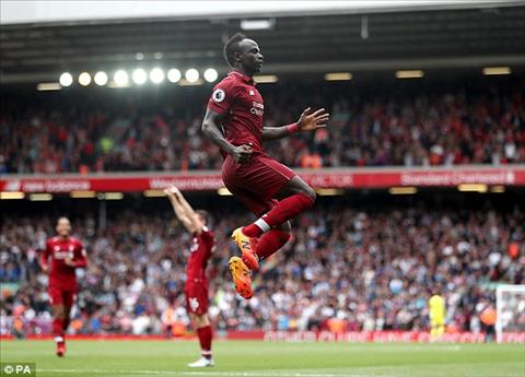 Sadio Mane nhan doi cach biet cho Liverpool.