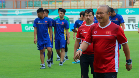 HLV Park Hang Seo muốn Nepal đá đôi công với Olympic Việt Nam hình ảnh