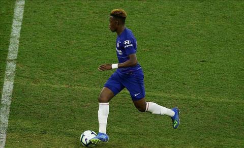 HLV Sarri hứa trọng dụng sao trẻ 17 tuổi của Chelsea