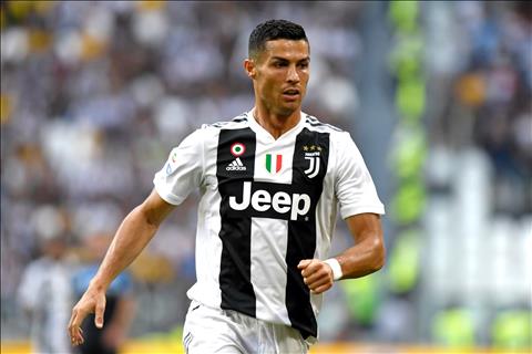 Thương vụ Juventus mua Ronaldo bị nghi ngờ hình ảnh