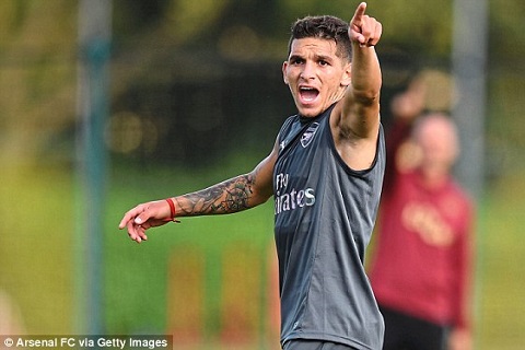 Torreira nói gì khi liên tục phải ngồi dự bị?