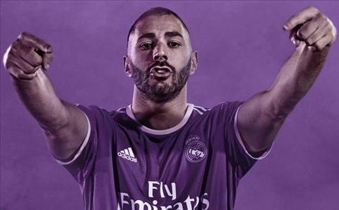 Phong độ của Karim Benzema: Thú săn mồi được trả về bản năng
