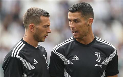 Tam đại gia Anh theo đuổi đồng đội của Cris Ronaldo