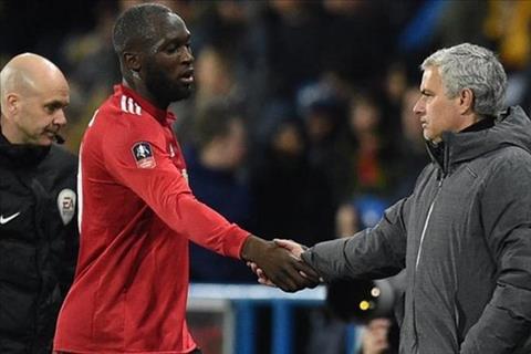 Tiền đạo Romelu Lukaku ca ngợi HLV Mourinho