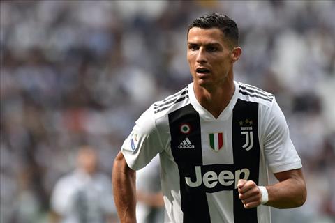 Juventus 2-1 Sassuolo Ronaldo khai nòng, Lão bà độc chiếm đỉnh bảng Serie A hình ảnh 2