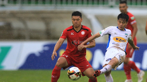 TPHCM 1-2 HAGL (KT): "Gỗ" chính thức trụ hạng sau cơn mưa penalty