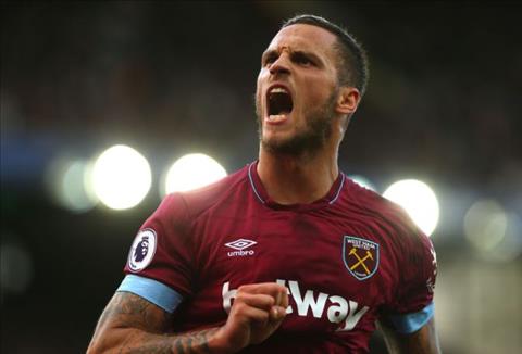 Marko Arnautovic chua chac co the ra san truoc MU