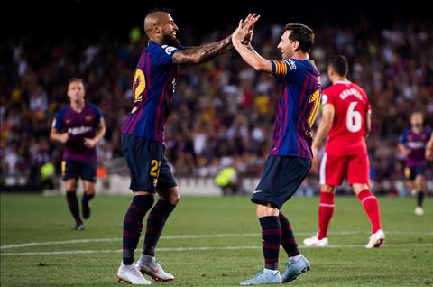 Messi va Vidal ghi ban cho Barca