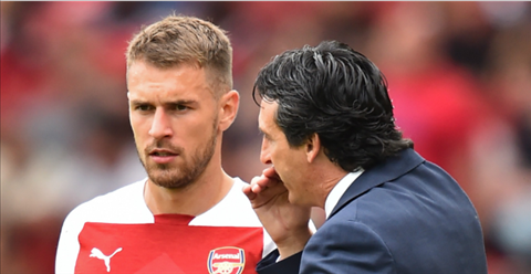 Huyền thoại Arsenal chỉ trích Emery vì vụ hợp đồng của Ramsey hình ảnh