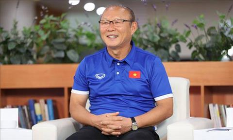 “VFF chưa vội gia hạn với HLV Park Hang Seo là đúng”