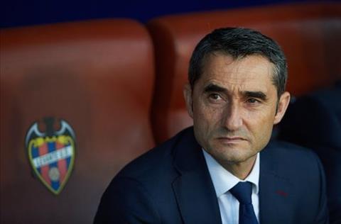 Chưa gặp M.U, HLV Barca đã lo bị ‘lấy thịt đè người’