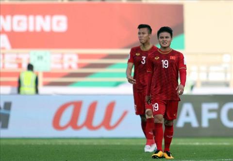 Tien ve Quang Hai Viet Nam 0-2 Iran