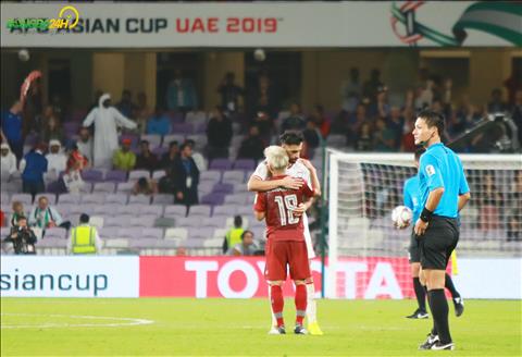 ĐT Thái Lan ăn mừng giàu cảm xúc khi vượt qua vòng bảng Asian Cup hình ảnh