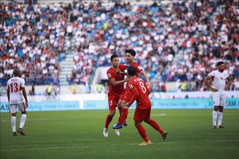 Lịch hoạt động ĐT Việt Nam tại Asian Cup 2019 (23/1): Công Phượng dự họp báo