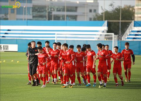 HLV Park Hang Seo dặn dò riêng Quang Hải trước trận gặp Nhật Bản hình ảnh