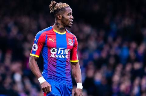 HLV Roy Hodgson thừa nhận Zaha có thể trở lại MU
