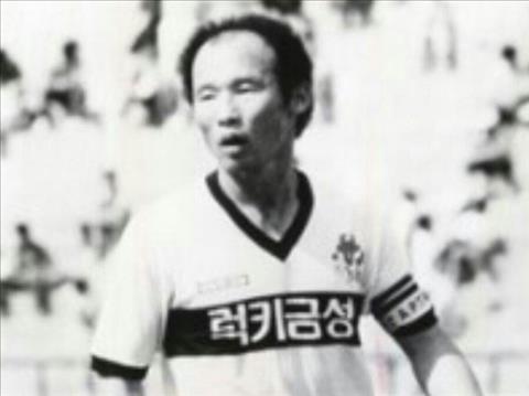 HLV Park Hang Seo từng đánh bại Nhật Bản thời còn là cầu thủ hình ảnh