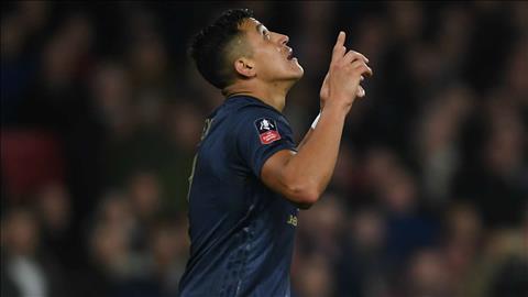 Kiểu gì ‘bom xịt’ Alexis Sanchez cũng rời MU hè này!