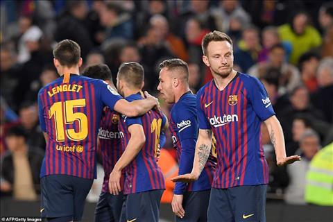 HLV Solskjaer chốt sao Barca thay thế Paul Pogba