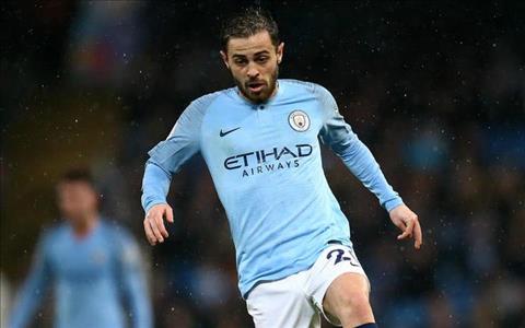 Fernandinho khen ngợi Bernardo Silva sau trận thắng Liverpool hình ảnh