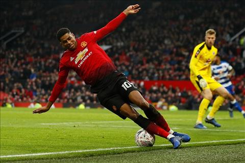Học ai không học, Rashford bắt chước thói “tấu hài” của Lukaku