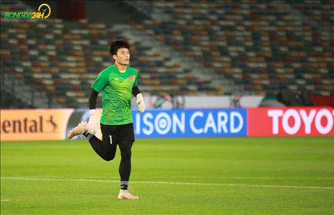 Vừa sang Hà Nội, Bùi Tiến Dũng nhận lương cao hơn Quang Hải