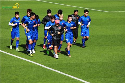 Chùm ảnh: Thầy Park và Đặng Văn Lâm cùng vắng mặt sau trận thua Iraq