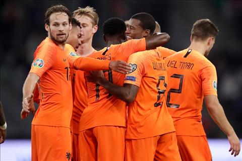 Belarus 1-2 Hà Lan Thắng nhọc hơn dự kiến, Oranje giữ vững ngôi đầu bảng C hình ảnh 3