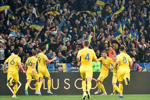 Ukraine 2-1 Bồ Đào Nha Hạ gục nhà ĐKVĐ, Ukraine chính thức giành quyền tham dự VCK Euro 2020 hình ảnh 2