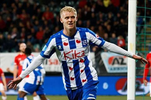 Ngay trên đất khách, Heerenveen của Văn Hậu đè bẹp đội vừa cầm hoà MU