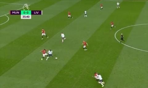Nhận định về bàn thắng của Rashford, Gary Neville khiến NHM MU tức giận