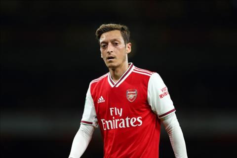 Emery noi ve tuong lai Ozil