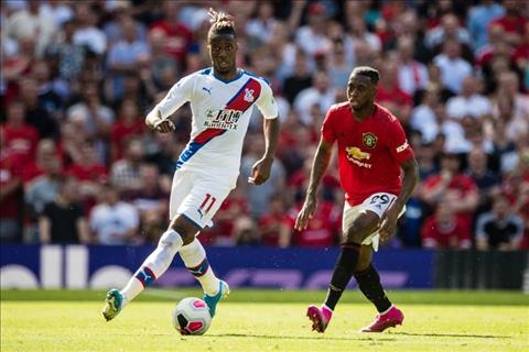 Zaha đã nói gì giúp Wan-Bissaka “sống tốt” tại MU?