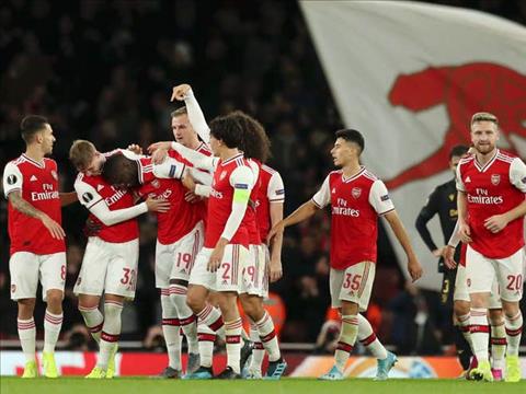 Arsenal 3-2 Vitoria Van Persie chê Emery không khá hơn Wenger hình ảnh