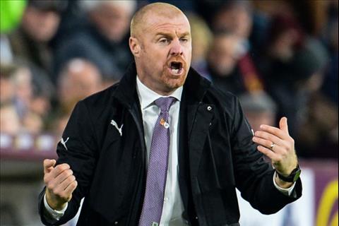 Thua bạc nhược, HLV Burnley vẫn khiến Chelsea phải xấu hổ