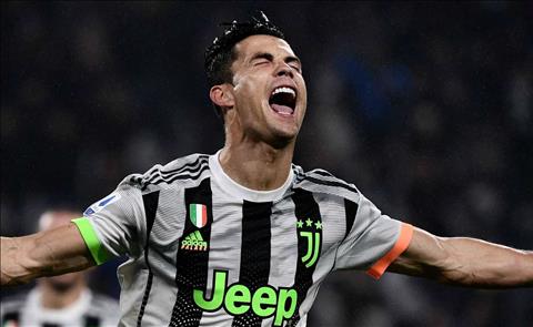 Ronaldo ghi ban cho Juventus