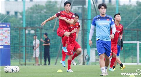 Tien ve Tuan Anh duoc kha nhieu dong doi quy men nho loi song tinh cam.