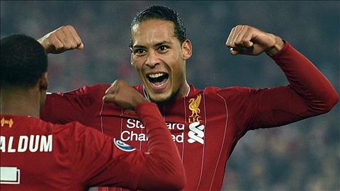 Van Dijk tiết lộ cách Klopp giữ chân anh trên mặt đất