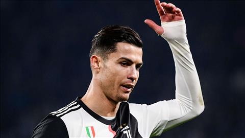 Bị gạt khỏi đội hình Juventus, Cristiano Ronaldo phản ứng sao hình ảnh